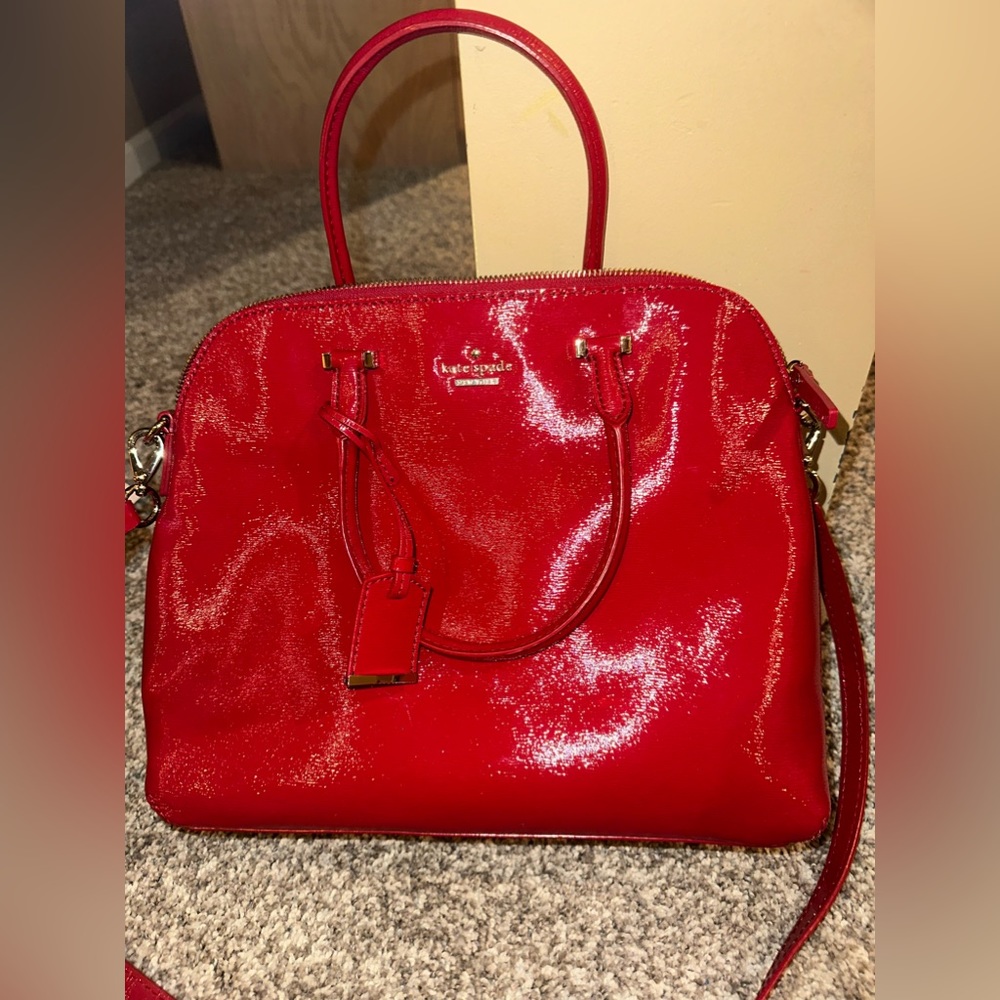 NWT, Beautiful Kate Spade Margot Cedar Street Patent Dynasty Red Purse